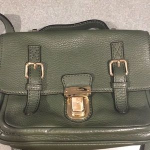 Kate Spade small messenger/cross body